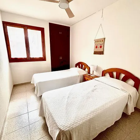 Super Agradable Con Piscina En Urbanizacion Frente A La Playa Holiday home Oropesa del Mar