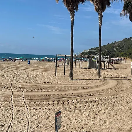 Holiday home Super Agradable Con Piscina En Urbanizacion Frente A La Playa